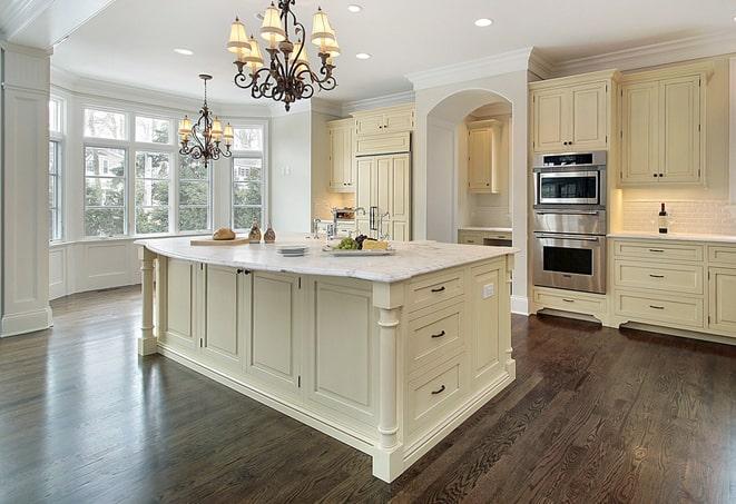 hardwood-look laminate floors in a newly renovated kitchen in Beavercreek, OH